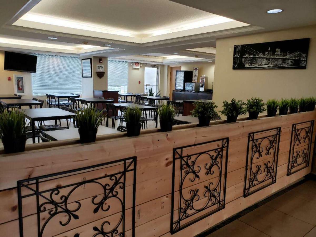 Garnet Inn & Suites Орландо Екстер'єр фото